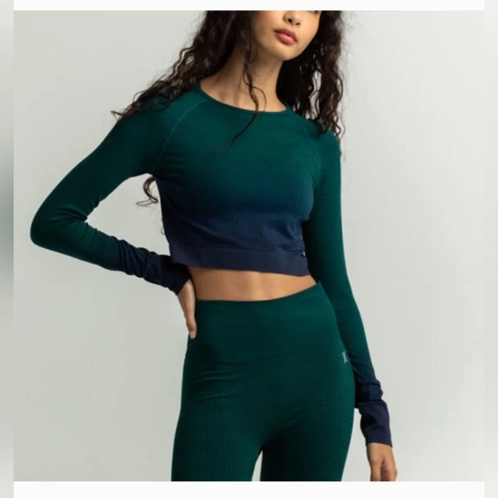 NWT! Seamless Workout/Yoga Hurley Long Sleeve Women's Fitness Crop Top Medium - Picture 9 of 16
